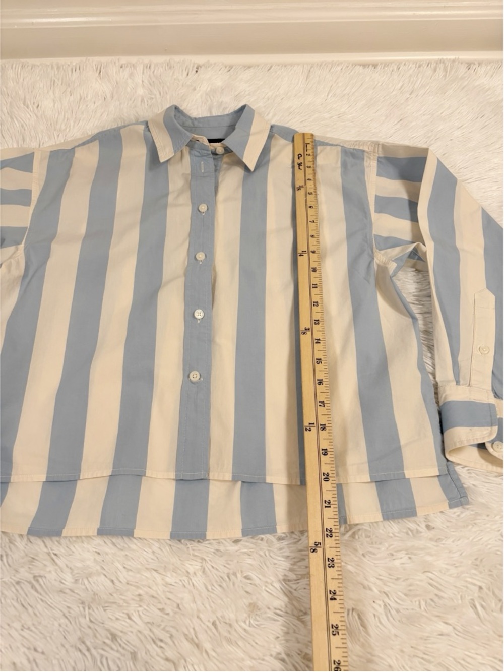 J. Crew Collection long sleeve Relaxed-fit cropped shirt in Barlow stripe - Picture 5 of 14